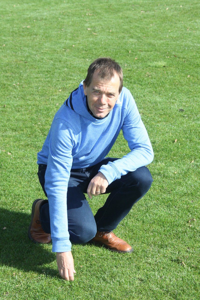 Benoeming van Professor Dr. Bernhard R. Leinauer tot Buitengewoon Hoogleraar Turfgrass Ecology <a href="/NGF_/">NGF</a> <a href="/NGA_Golf/">NGA</a> <a href="/NVG_golf/">NVG Golf</a> @NuMex_Turf