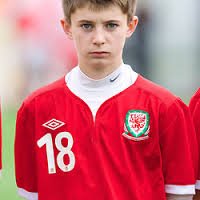 SteffGarrero's tweet image. stolen 😂