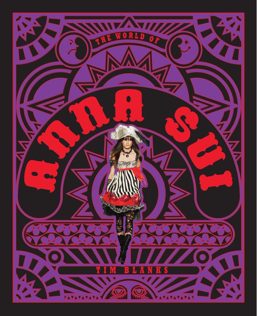 Two major fashion exhibitions in 2017 London: Anna Sui <a href="/FashionTextile/">Fashion and Textile Museum</a> Museum Balenciaga <a href="/V_and_A/">V&A</a> #Fashion2017 bit.ly/TheWorldofAnna…