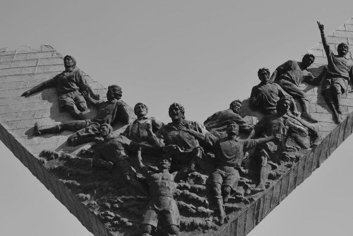 FrenkyGulin's tweet photo. While recently in Shenyang,#China I've found #socialism #architecture even around #football related #monuments ... @rlestre3 😉 https://t.co/Q93d8ZZofc
