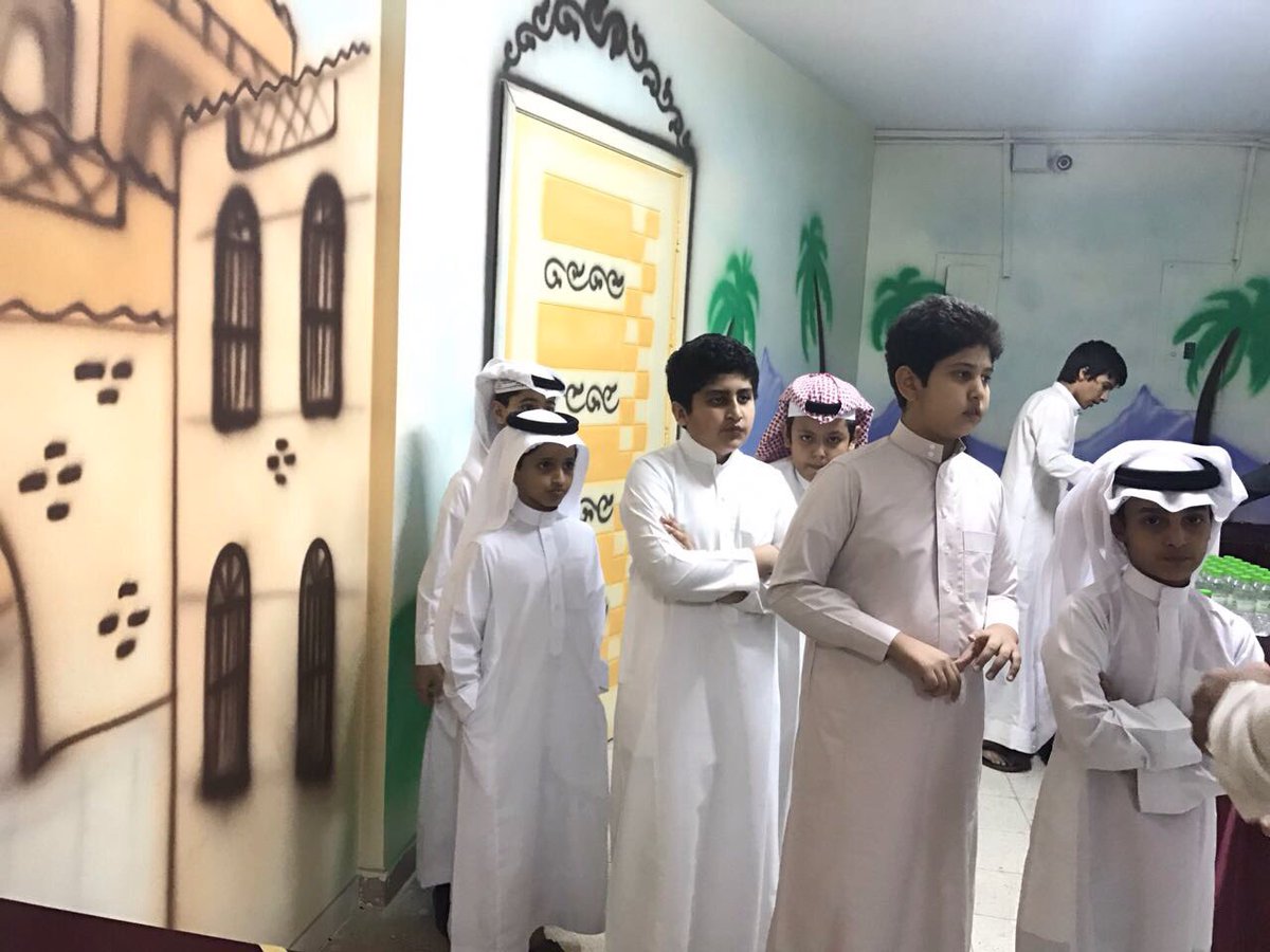 FURQANSCHOOLS's tweet image. زيارة المدرسة لمعرض الطريق الى مكة
في متوسطة الإمام الواقدي.