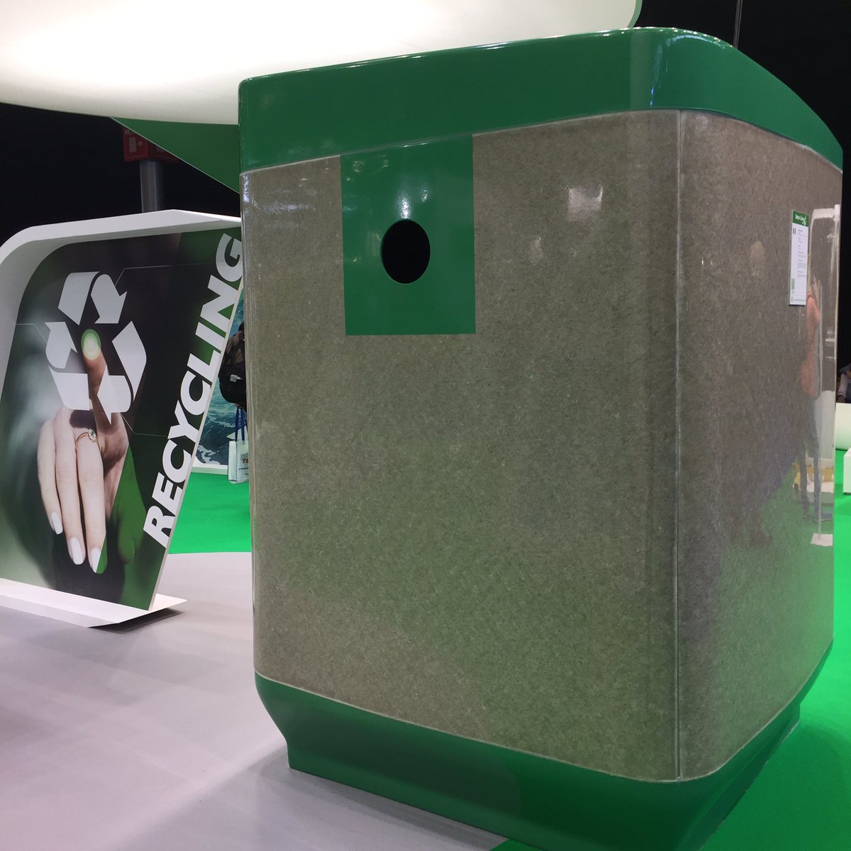 flaxlinenhemp's tweet photo. Welcome #AriegeComposites new #CELC partner | Rocalin #waste container #flax #cork #sustainable ➡️ Better living planet @ #JECWORLD2017 https://t.co/X7pMpT5ZWw