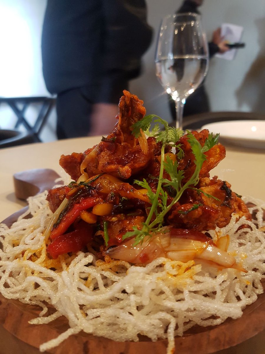 Veronicafx77's tweet photo. Our new in-house restaurant #Darbar in @HHMohali at Sector 70 #Mohali. #HomelandHeight #inhouserestaurant #Chandigarh https://t.co/sQv3HIni4j