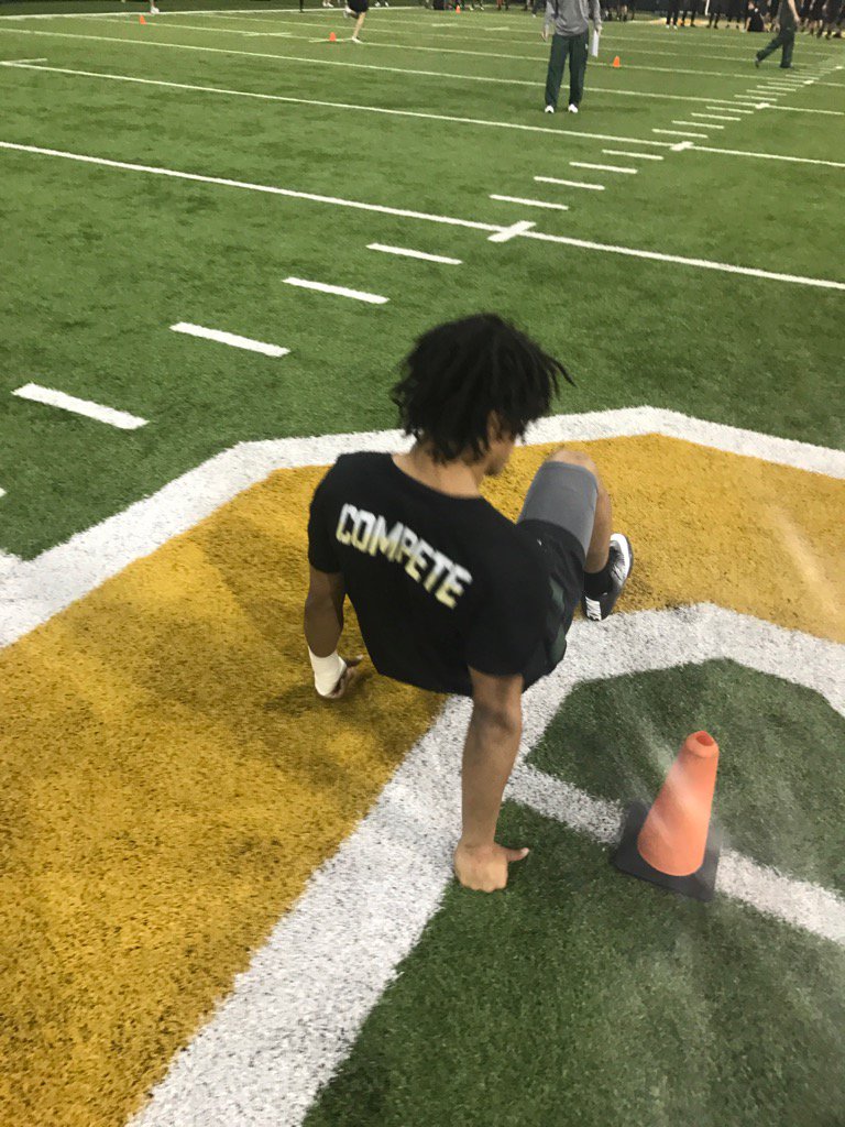 CoachMattRhule's tweet photo. The Forging 👀. #TeamCommitmentWeek https://t.co/hw9CsWJwUw
