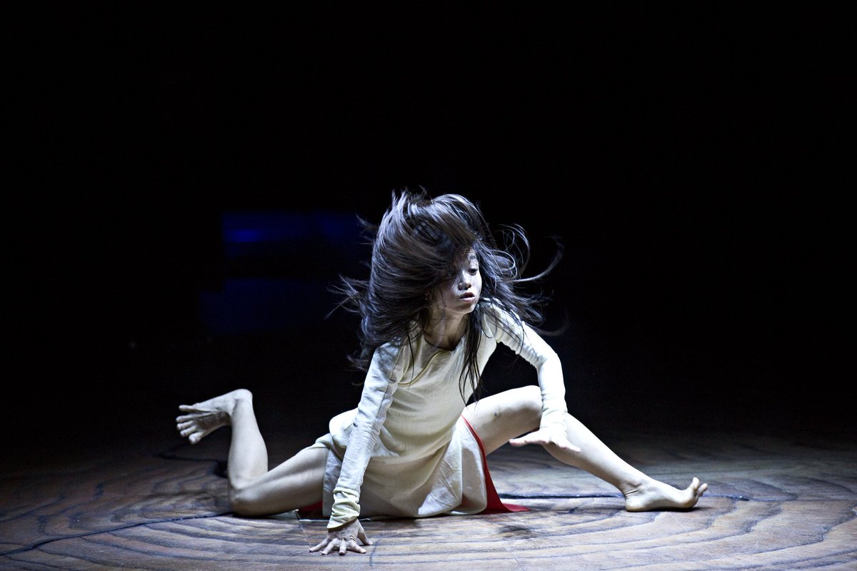 AkramKhanLive's tweet photo. Hello #Montreal! Tmrw is #UntiltheLions' North American première in the legendary round venue @LaTOHU! 17-25 March >https://t.co/4RLPOou9Fu https://t.co/A02qerIHYX