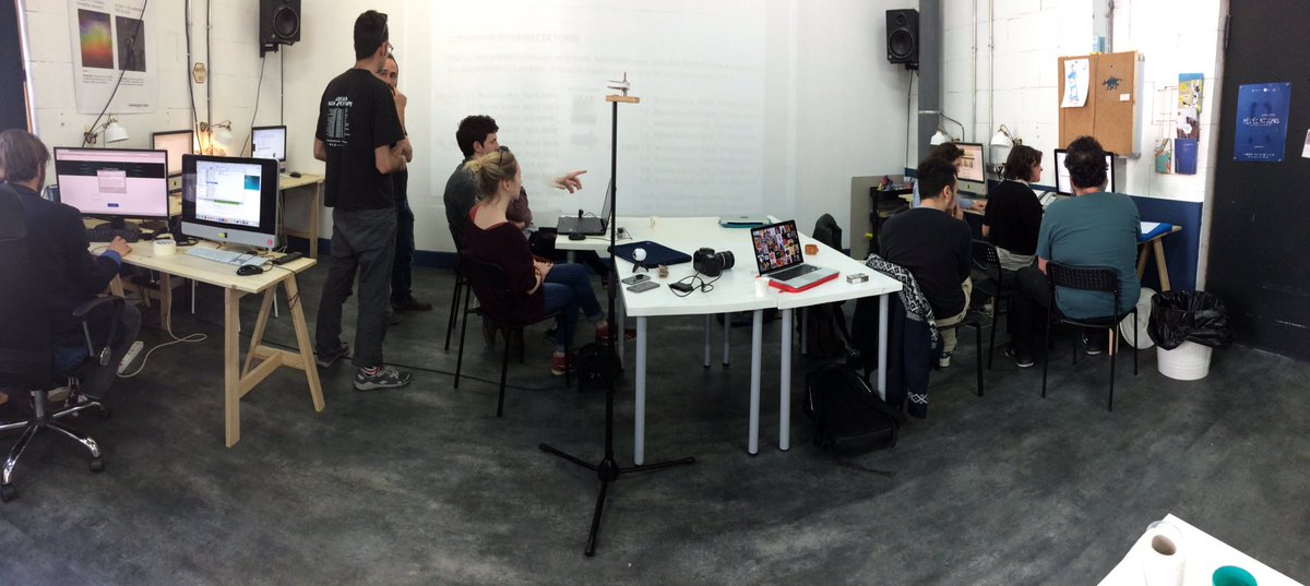 ///// Flux(o) \\\\\ tweet media