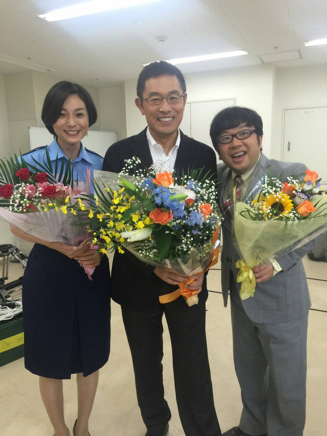 天野ひろゆき いよいよ8時からテレビ朝日系列で特殊犯罪課 花島渉が始まります 果たしてスーツパンパン刑事は 活躍できるのか 天野ひろゆき いよいよ8時からテレビ朝日系列で特殊犯罪課 花島渉が始まります 果たしてスーツパンパン刑事は 活躍できるのか