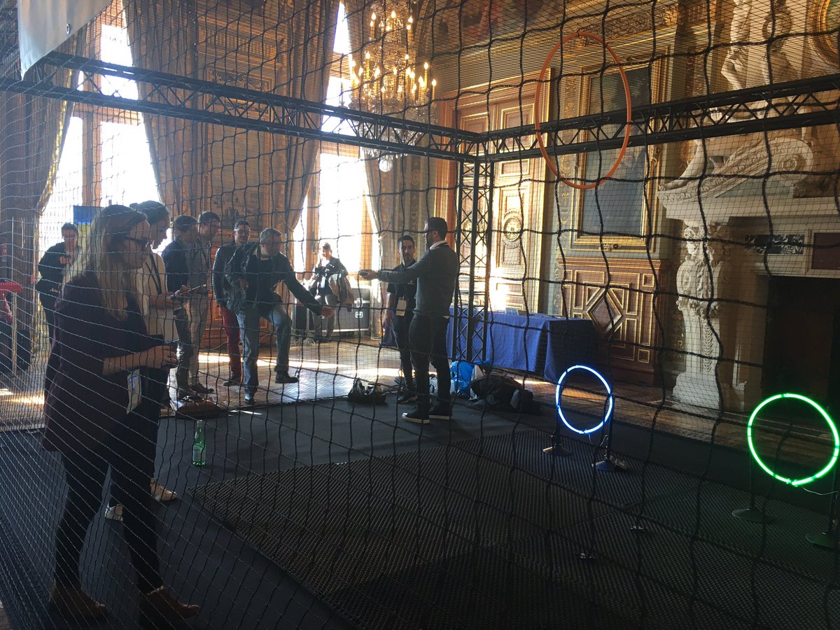 Découvrez et essayez nos drones au #HackingParis2024 #DroneAirHDV