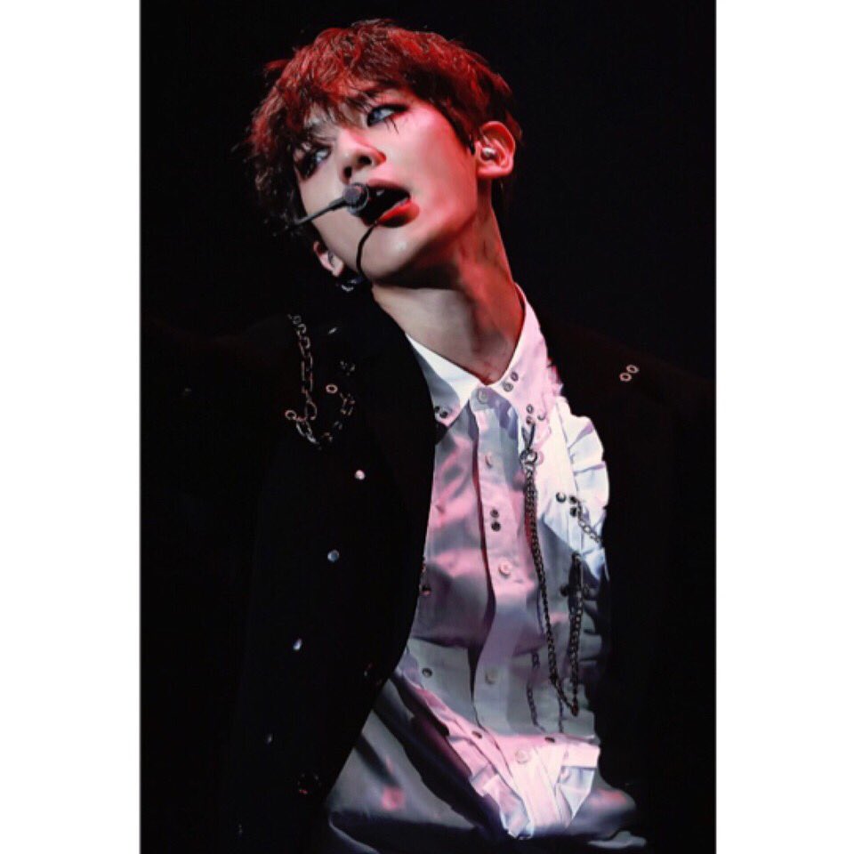 pcybbh1127_'s tweet image. はあ〜〜〜〜
かっこよすぎるな😫❤️
チャンベクの画像
保存しまくってるw

画像みて現実逃避しまつ😂
はやくペンミ行きたい😡