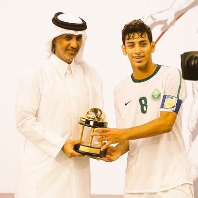 Id7om4_'s tweet photo. اكثر لاعب تحمست و راهنت عليه أنه مشروع اسطوره ولكن فالنهاية خذل نفسه قبل أن يخذل كل من راهنو عليه. https://t.co/laOBhUGBt5