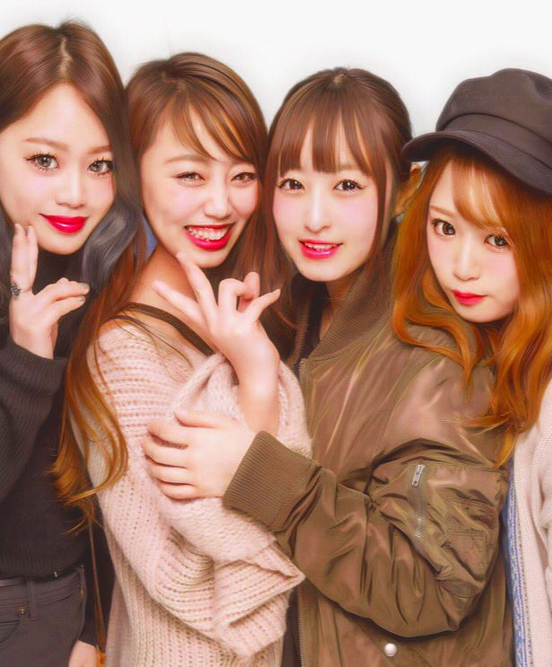 カシワ💞💞これから3人で呑みいくよ💞💞（スズカ消えた）
