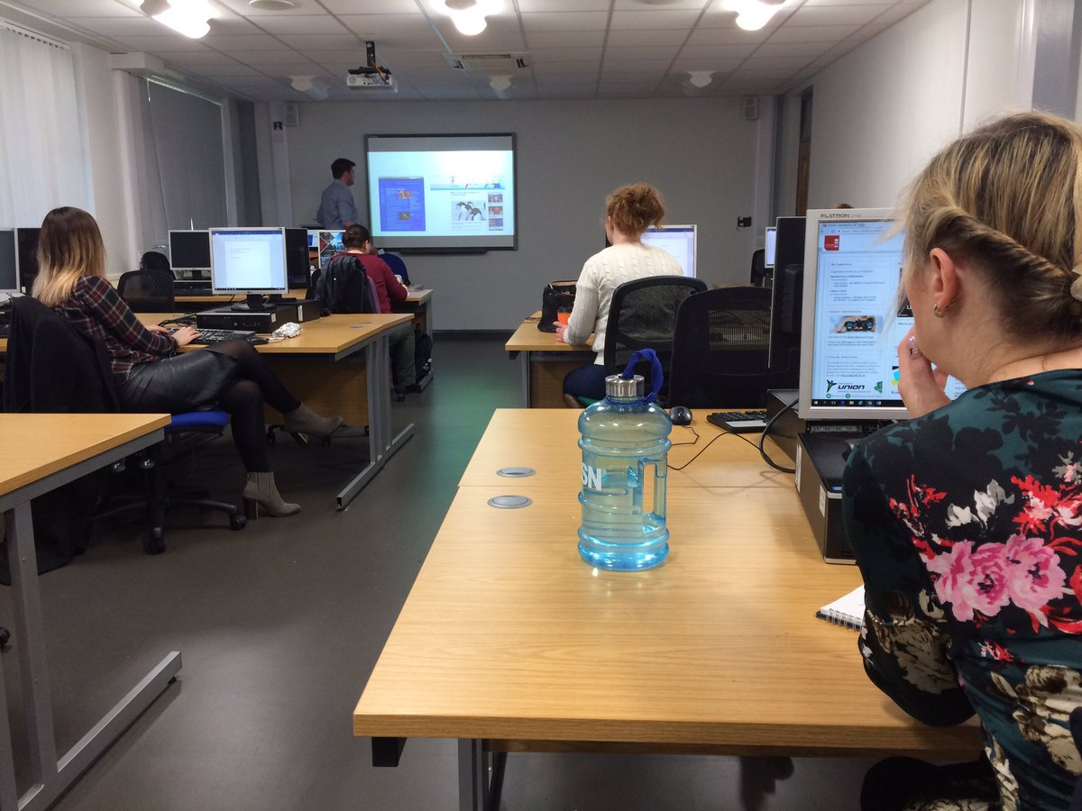 PaulDobsonuk's tweet photo. Our #PostGrad #Students @MScDigStaffs @BusinessStaffs presenting #Heatmapping #webpage viewing and  #SplitTesting #ABTesting - @pgwjones_dr https://t.co/WyRB02x3FZ