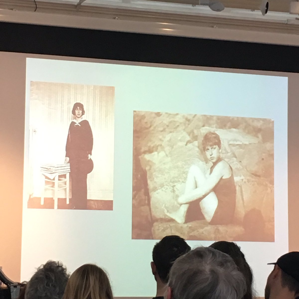 katemclean's tweet photo. Dr @KJShepherdson welcomes us to #mooseontheloose @Sidney_cooper01 1st talk by James Stevenson on #ClaudeCahune #directlook #striking https://t.co/ljjtdJtiPH