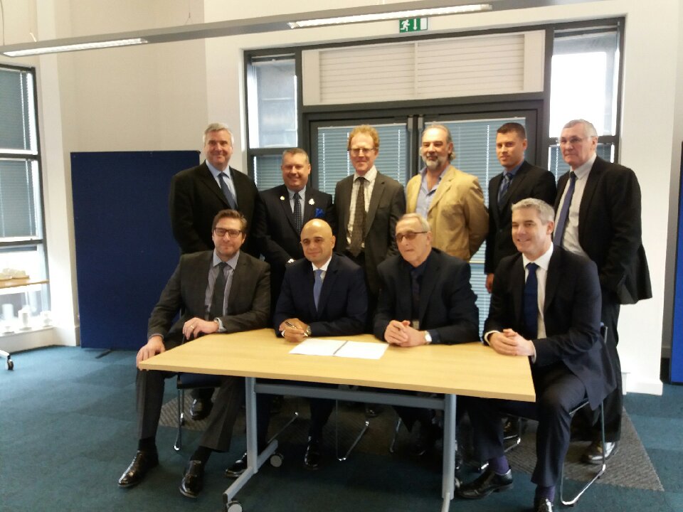 CambsCC's tweet photo. Pleased to welcome Rt Hon @sajidjavid in #Wisbech to formally sign order to form @CambsPboroCA & #DevoDeal delivering £millions for the area https://t.co/TIwmsWzD3X