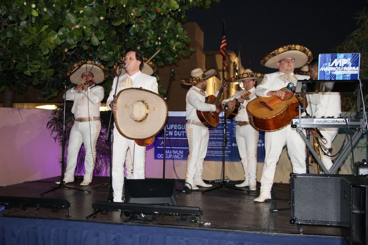 MiamiFuner's tweet photo. Latin American Welcome Reception & Awards in #miamifuner
#fiesta #party #latin
https://t.co/jJKCM0ENme https://t.co/YtZ89ySmTk