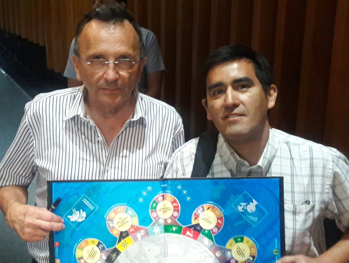 PlentyLearning's tweet image. El honor de haber conocido  a Yves Pigneur 
Creador de Modelo de Negocios
Presentando a Circanvas Chile