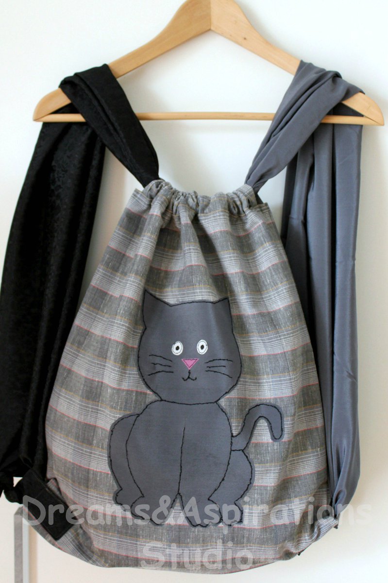 dreamaspiratns's tweet image. #stringbagbackpack #sustainablefashion #ecofriendlybag #upcycledfabric  #DreamsAndAspirationsStudio facebook.com/DreamsAndAspir…