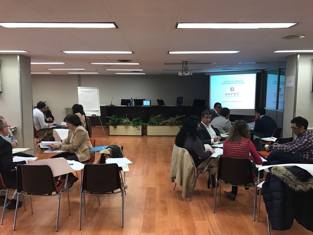AifecAsociacion's tweet photo. Los responsables de calidad de las empresas de #Anfec están trabajando y compartiendo ideas en la reunión del #GrupoCalidad. https://t.co/qOsHoKYO7J