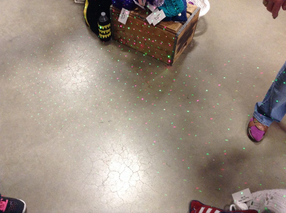 CrochetGiftSol's tweet image. Laser Light Show, Craft Show Decoration, Crowd Gathering, Craft Selling … etsy.me/2neSVMU #Etsy #DisplayTool