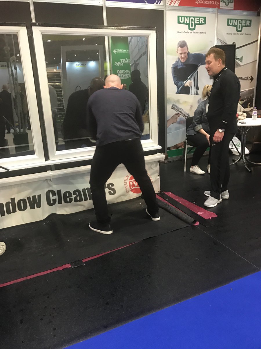 Vale Carpet Cleaning tweet media