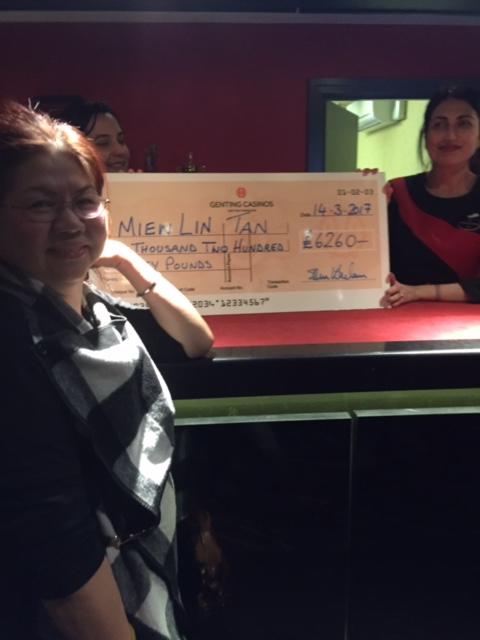 GentingGlasgow's tweet photo. Another delighted winner ! Miss Tan won £6260 on #Fortune8 baccarat progressive Jackpot (2nd win this month with Mr Zhou scooping £15K). https://t.co/UsOZPtPffd