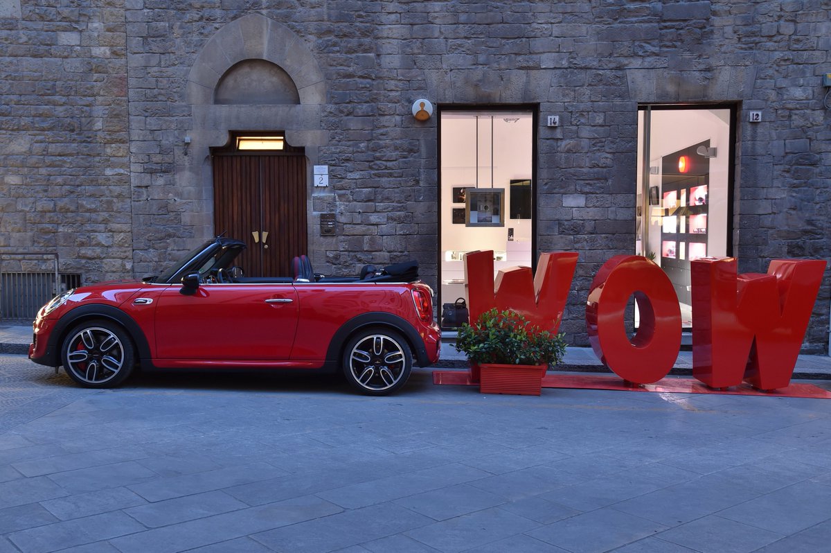 Alfardan_MINI's tweet photo. “WOW” is always the reaction when you see the MINI Convertible.
#miniQatarOfficial #MINI #Covertible #Qatar #Doha https://t.co/J8viD5Hxbr