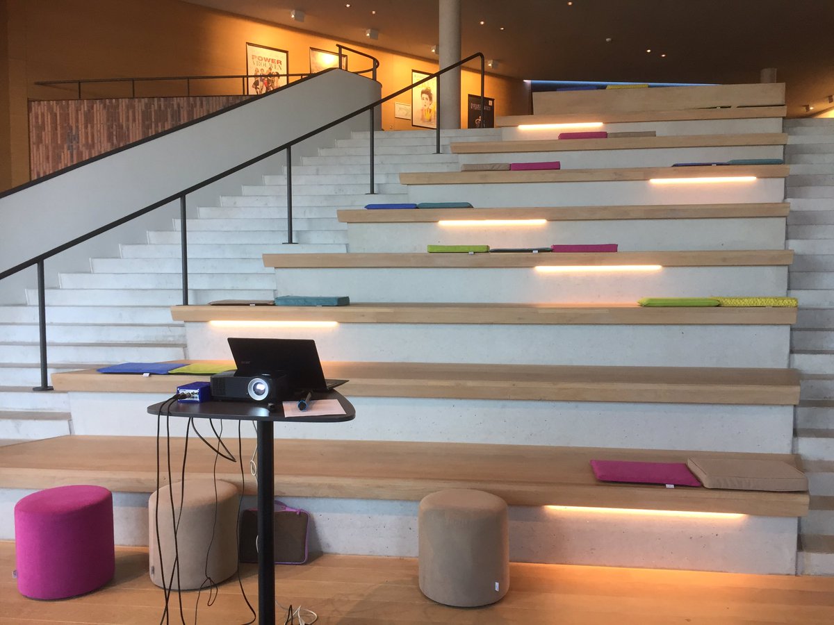 Pleisureworld's tweet photo. #Trendwatch Nog 10 minuten #speaker #inspiration @vvvoosterhout #recreatieondernemers @recron @NBTC @VekaboVakantie @bedand @vvvnederland https://t.co/aZX65Jpq9e