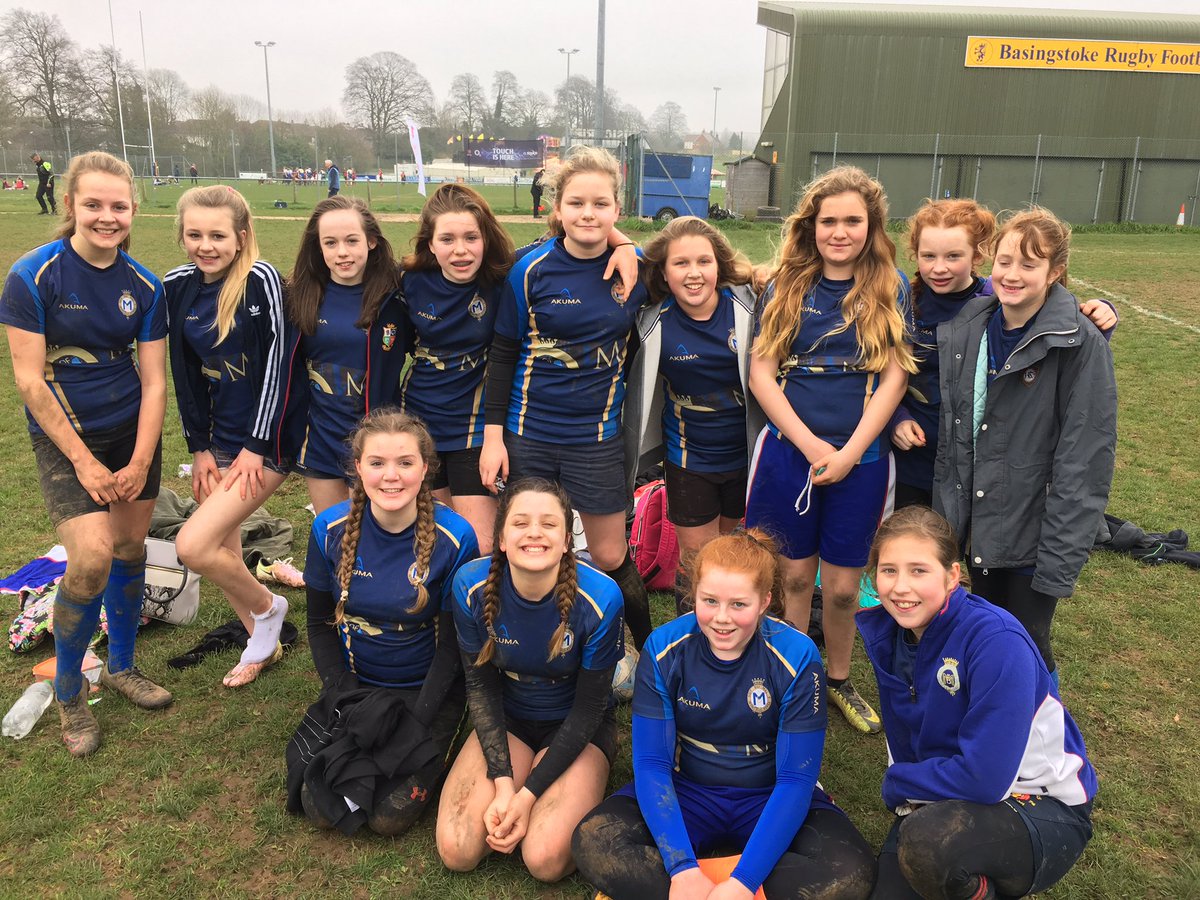 TRNPEteacher's tweet photo. Great work from u13 girls @HantsRDO festival. Playing well and looking forward to the afternoon's rugby. #MBRugby #thisgirlcan https://t.co/lyAvnoD8ww