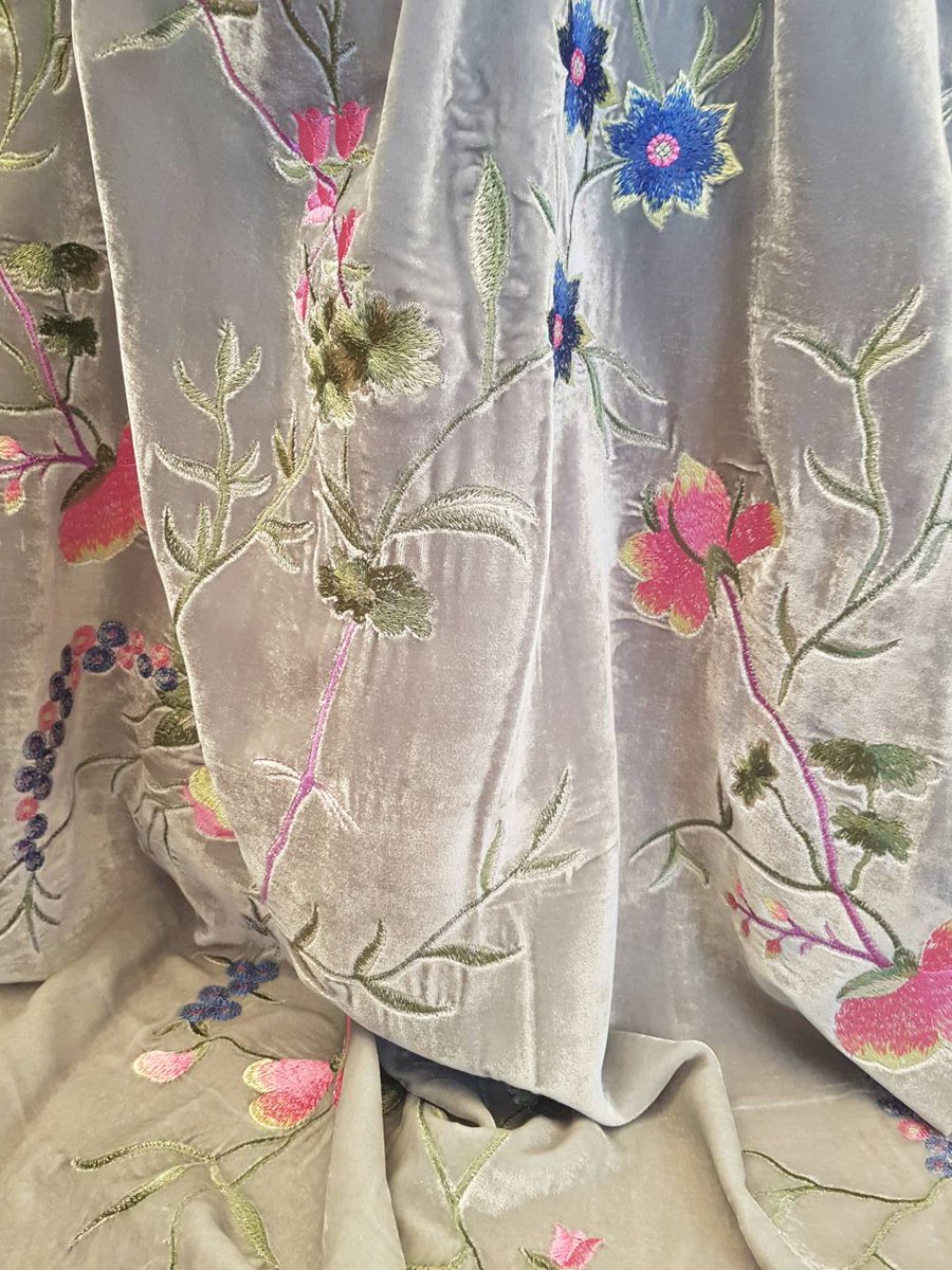 Textile_Forum's tweet photo. @BellaTela has some gorgeous fabrics with beautiful textures!! WOW! Come and see them at @Textile_Forum in #london #fashion #fabric https://t.co/M7vXSKdrsD