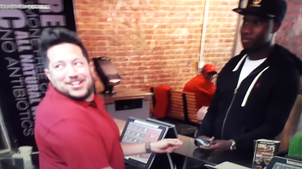FrancisMillz's tweet photo. Wait... what's #kojofunds doing there with Sal?? https://t.co/gAolc9Luj4