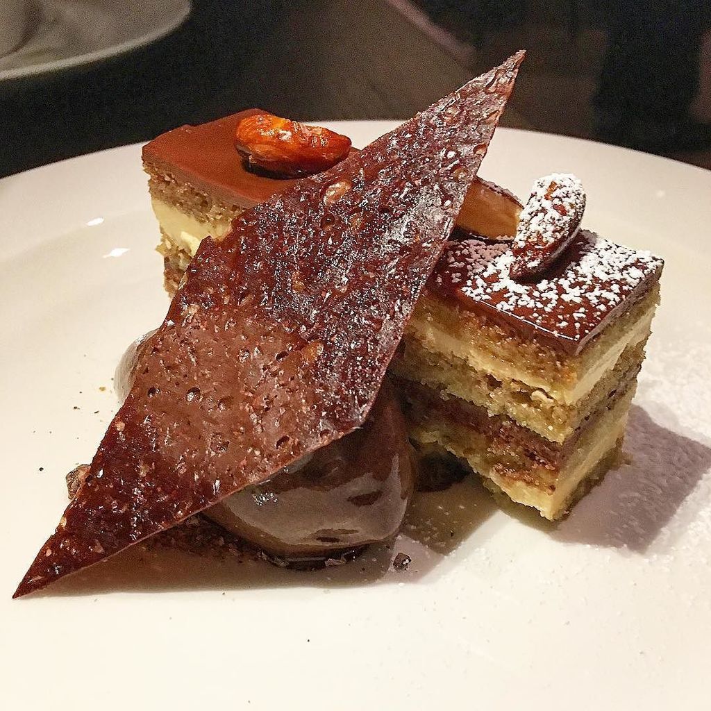 sdot_86's tweet photo. Opera Cake w/ Espresso Buttercream &amp; Candied Almonds! #latergram #dessert #cake #buttercre… https://t.co/pGcYUTVVvn https://t.co/8uNLUERd6o