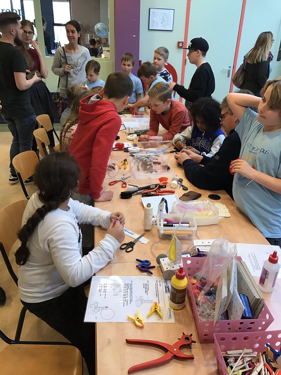 OpitecNLBE's tweet photo. Vrolijke techneutjes in de dop @OpitecNederland @TechToernooi @TechToerNH https://t.co/Hvy50Ry4wP