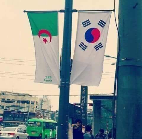 Kiki9612's tweet photo. #algérien_army_existe 

#BTS_twt https://t.co/t56dCjUg1C