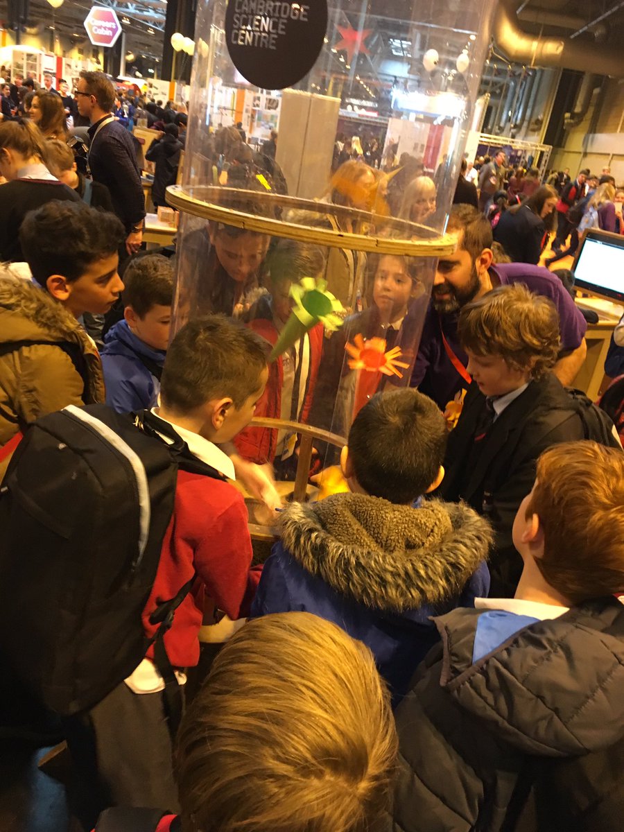 knightontmet's tweet photo. Our children are enjoying the hands on learning and proving things for themselves 😃 https://t.co/6mLfnQuYLY