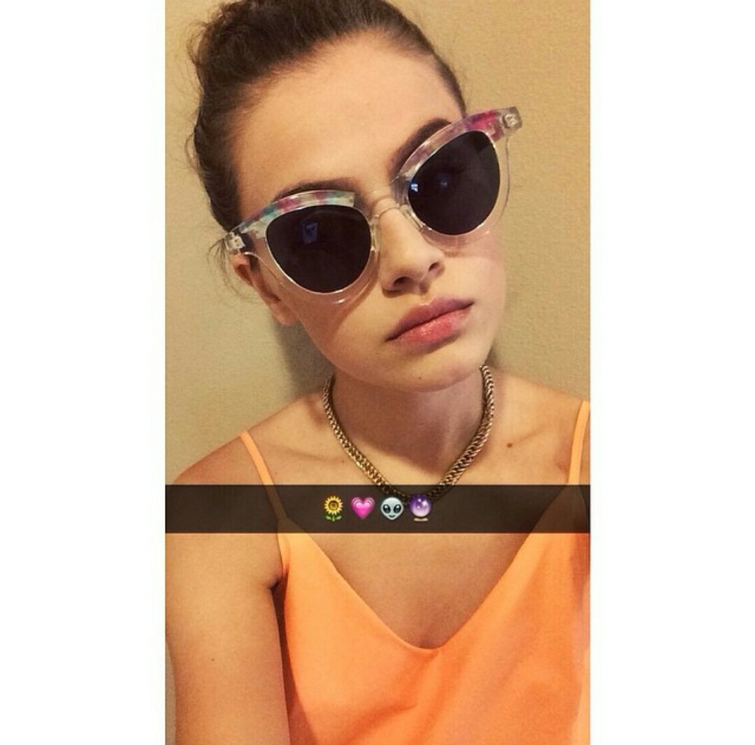 🌻💗👽🔮