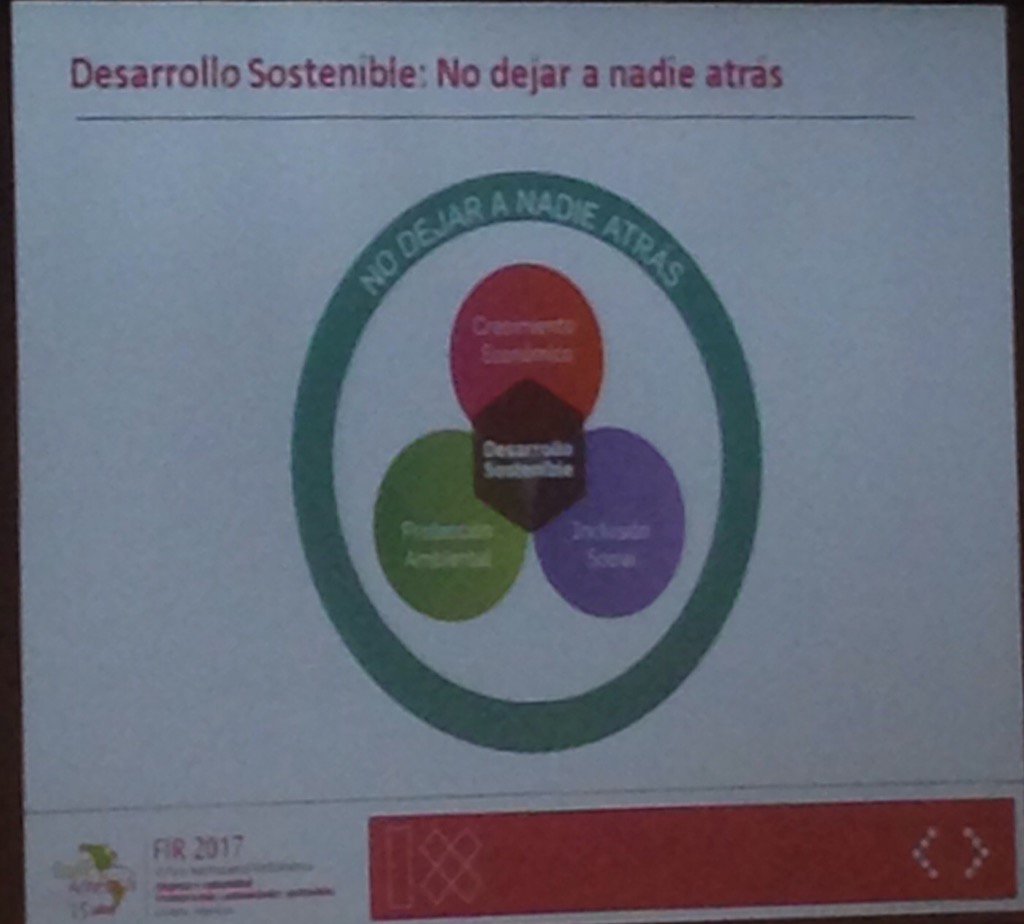juliaazulay's tweet photo. Buscar el equilibrio en las tres dimensiones, ese es el gran desafío. https://t.co/j9W3AR5Kw9