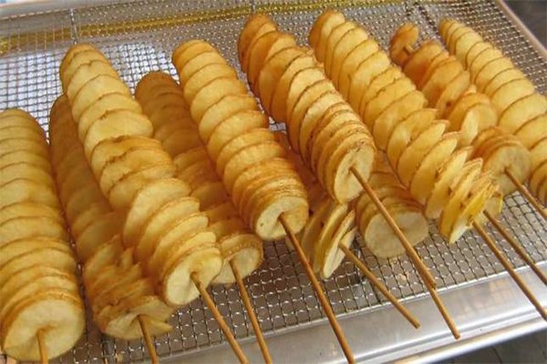 sunroseonline1's tweet photo. If you looking to start a new business venture/concept then ''Chip On A Stick'' could be ideal to you.
#ChipOnAStick
@RestaurantsinSA https://t.co/KrnPQ0IbfH