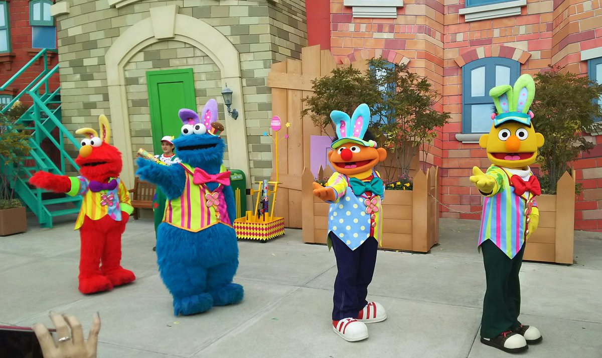 ひでくん Twitter પર 本日 3 16 はusj ユニバーサルスタジオジャパン へ行って来ました アトラクションは春休みなどで待ち時間が半端ではないほど長かったので ワンダーランドエリアへ行き イースターバージョンのキャラクター セサミ スヌーピー ひでくん Twitter પર 本日 3 16 はusj ユニバーサルスタジオジャパン へ行って来ました アトラクションは春休みなどで待ち時間が半端ではないほど長かったので ワンダーランドエリアへ行き イースターバージョンのキャラクター セサミ スヌーピー