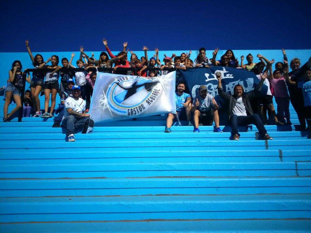 tattoo_seba's tweet photo. Tarde de cancha con los chicos del merendero Casa Azul.... https://t.co/VVLngByVks