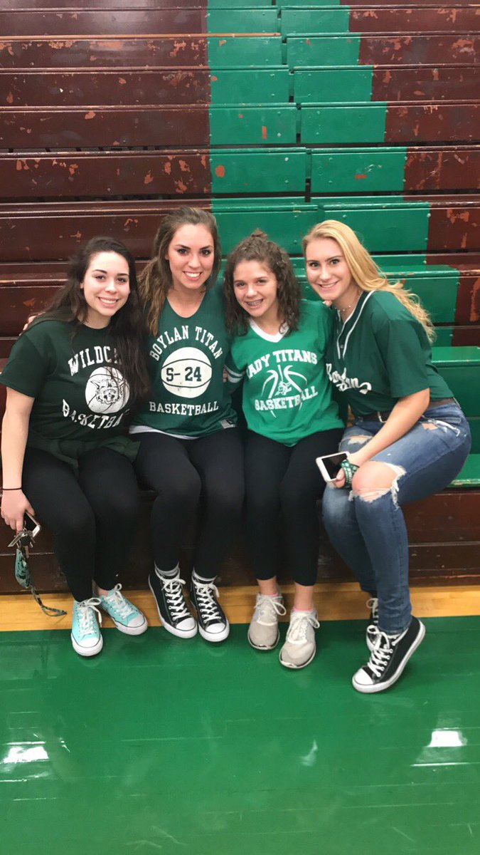 frankieschiro's tweet photo. Hbd @liv_my_love thanks for making it always a lit time and making me laugh!! You rock girl! Let's hang soon to celebrate ily #toothpics ๐๐ https://t.co/1AQOQeoI79