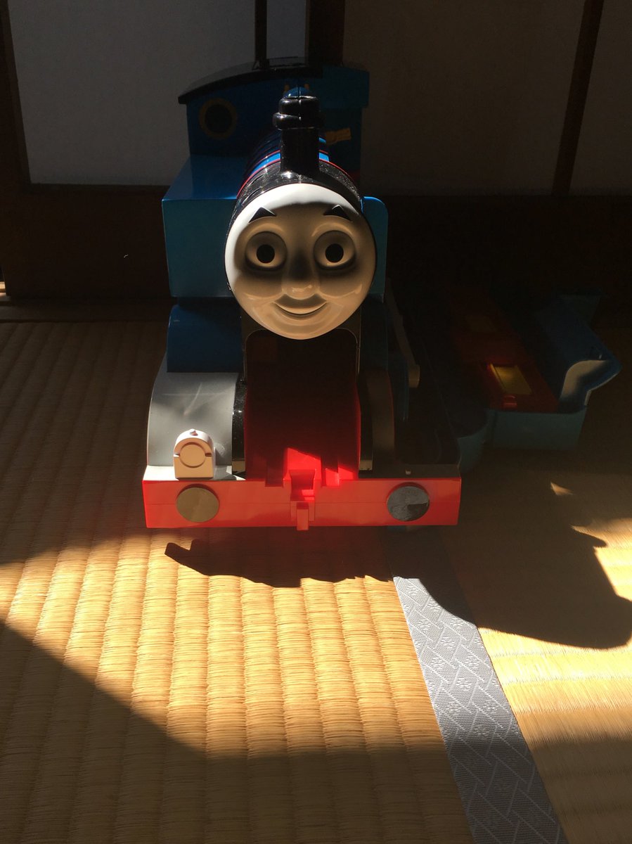 和室でエンカウントしたトーマスがホラー過ぎて心臓止まるレベル ツイッターが阿鼻叫喚地獄へ Togetter 和室でエンカウントしたトーマスがホラー過ぎて心臓止まるレベル ツイッターが阿鼻叫喚地獄へ Togetter