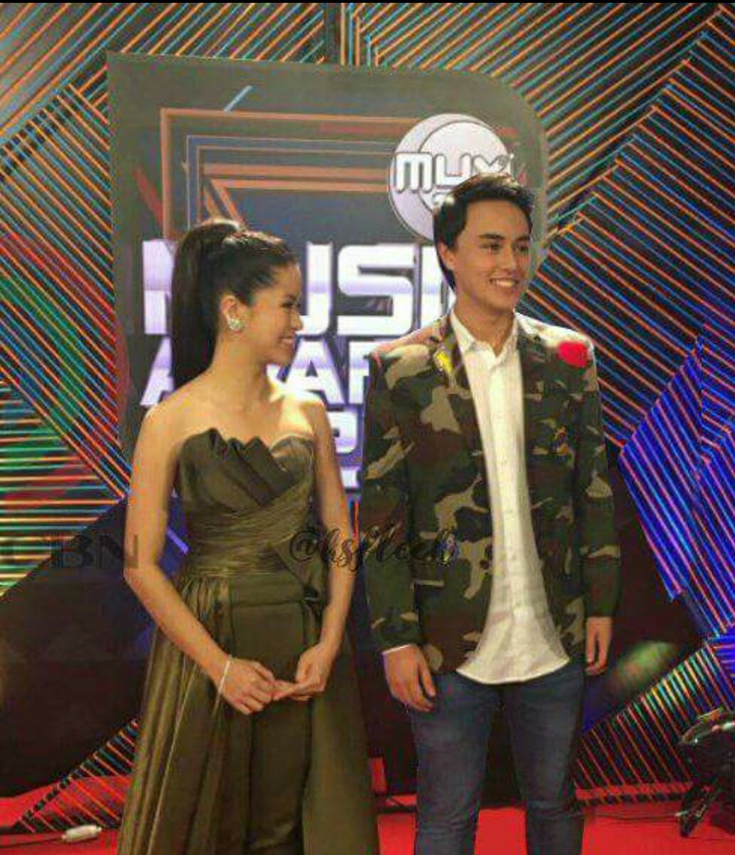 Pandaalicious's tweet photo. "Just because I don't react doesn't mean I don't notice." 
KISSWARD UnDeniableCheMYXtry https://t.co/ftp1lkO5cW