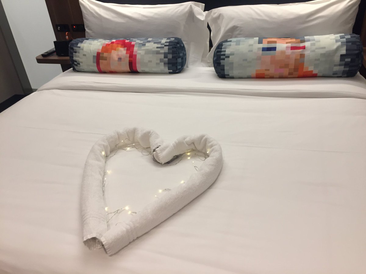 ormchancer's tweet photo. @AloftHotels @spgassist @AloftMunich wonderful start to our anniversary weekend thanks for all the help #simplythebest #5star https://t.co/rvBb55SRpU
