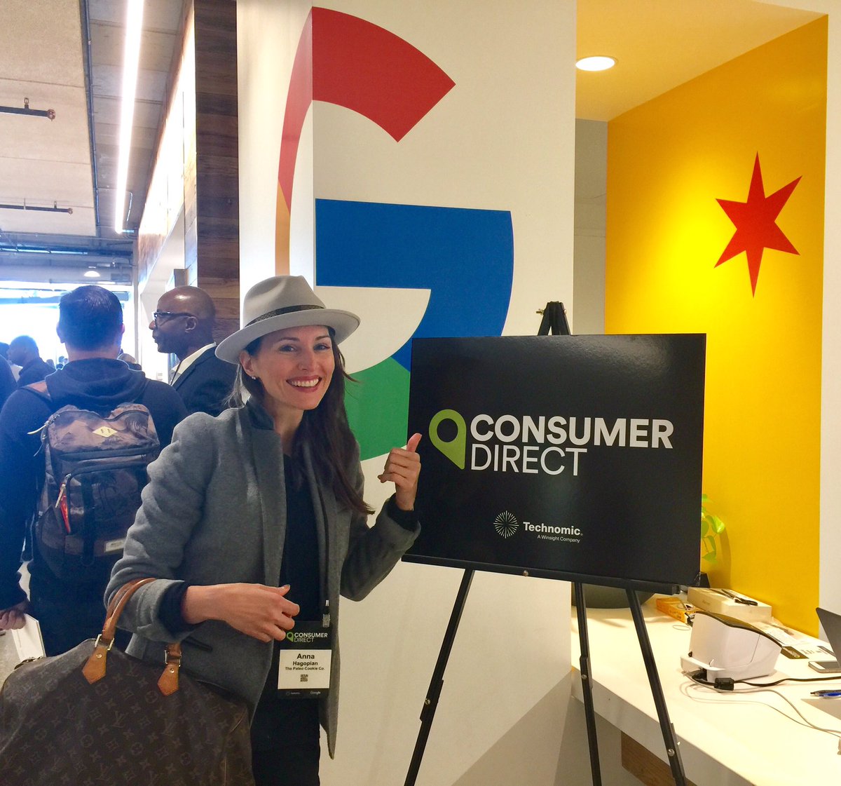 Mera_Bites's tweet photo. We're soaking in the food intel at the @ConsumerDirect Conference. Thank you, @technomic and @Google #foodtrends #foodsourcing #mindfulfood https://t.co/SzQgDMcejb
