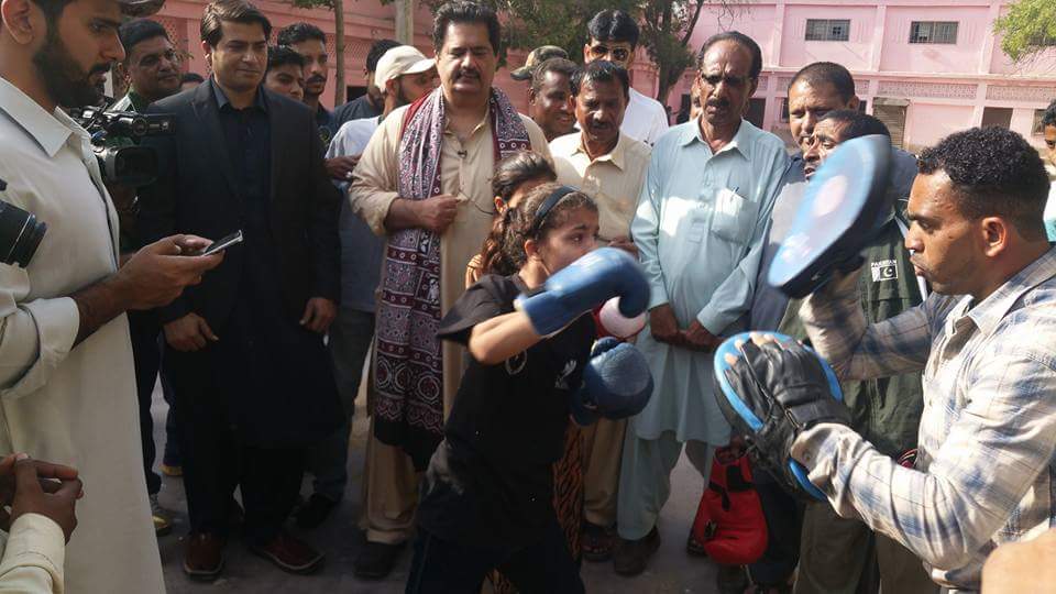 TeamPPP_Lyari's tweet photo. @Nabilgabol &amp; @NadirGabol Visit at #Lyari.Center.D.Project with @DunyaNewsAlerts Warm Of Wellcome for Nawab. Thanks #Lyari
@AAliZardari https://t.co/c6rNbqsGvM