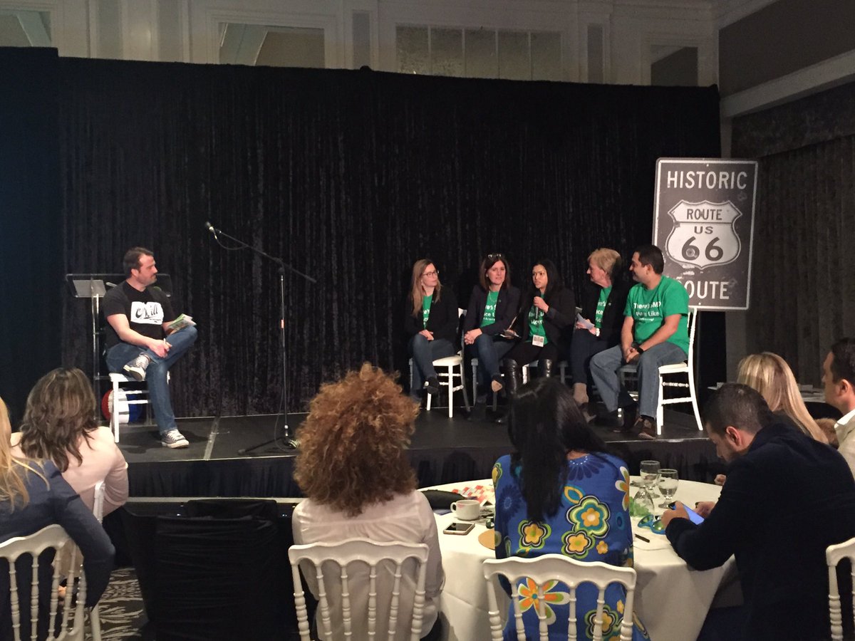 JulieFolch_td's tweet photo. Executive Panel at today's #MMSSpringRally in #QuebecRegion @JFLaurin_TD @MarcKulak_TD @JenRod_Pay @lorrimcneill_TD #spring #MMS https://t.co/3DHoULSEaZ