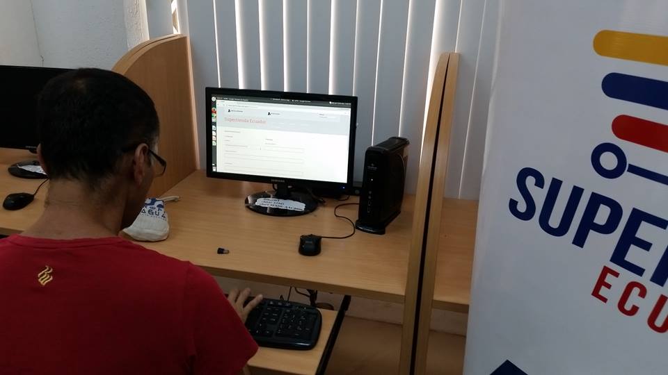SupertiendaEc's tweet photo. Productores del cantón Rocafuerte se registraron en https://t.co/s5sMMtvfdy @gadmrocafuerte @AntiMonopolioZ4 https://t.co/ELef9qSNgF