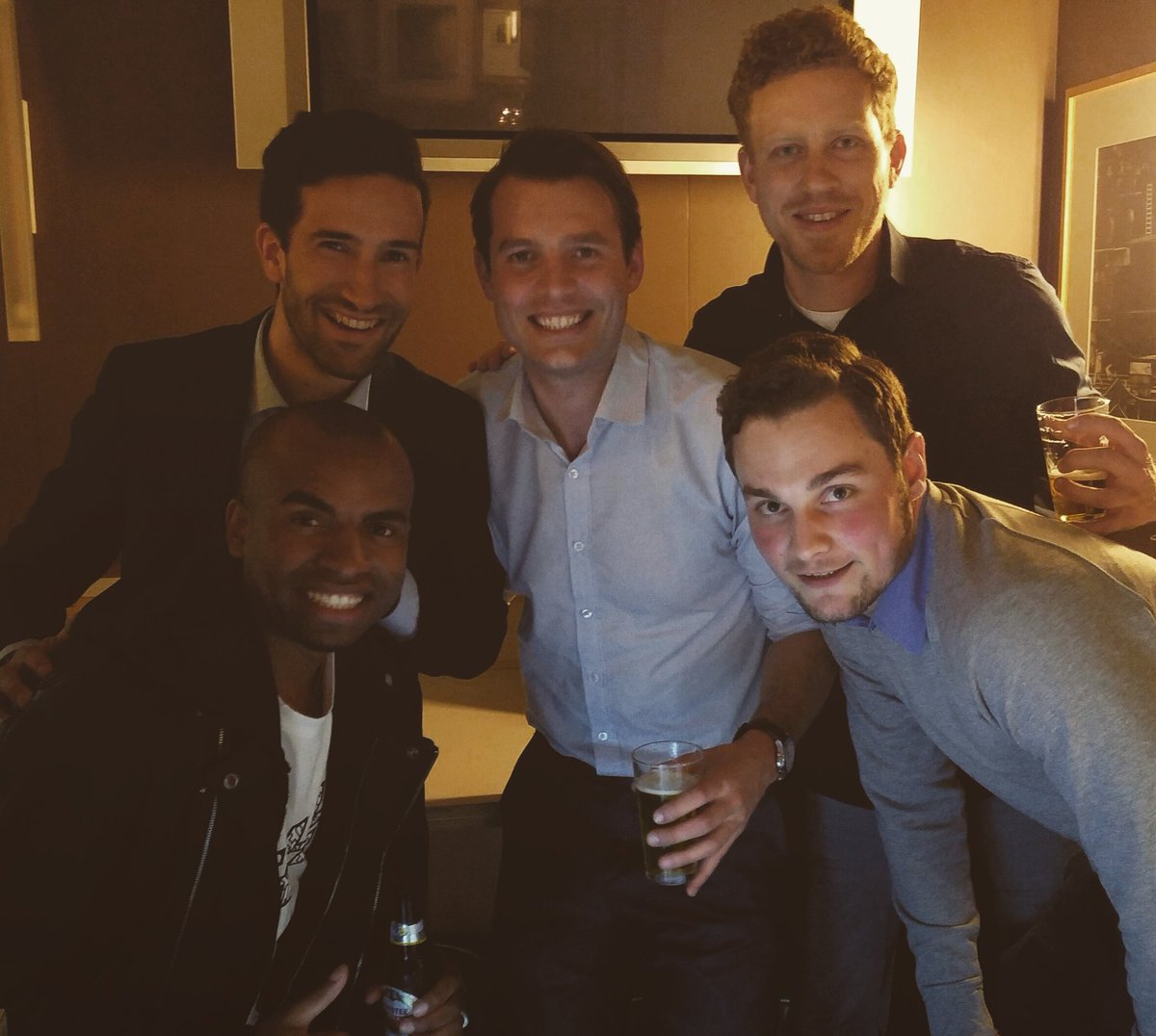 Namens <a href="/jongoranjeYP/">Jong Oranje</a> eerste meeting #TEAMICA voor de <a href="/EUCompanyGames/">EuropeanCompanyGames</a> in #GENT2017! Volg ons op de 👟! Later meer. #ROADTOGENT #YPSONTHEMOVE