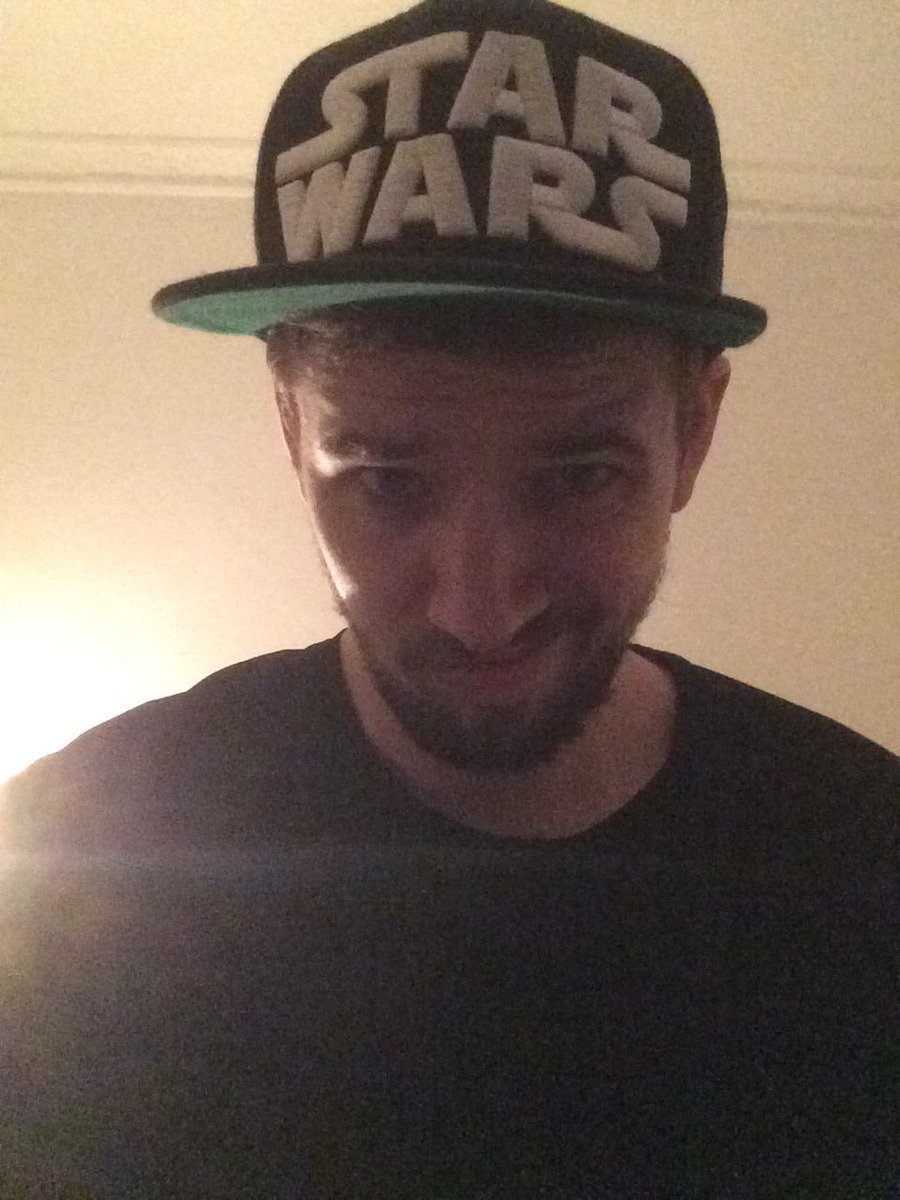 caspertotheP's tweet photo. @Fodboldpodcast Når man får en inddirekte sviner mens man lytter til sin ynglings-podcast #lyttilLars #jesuissture https://t.co/8speTf9tX3
