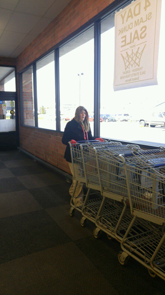 CWEWorcester's tweet photo. Even on a cold &amp; windy day, carts have to be brought inside. This is another job for Candy at the Berlin Food Lion https://t.co/8hDtUk0qtF